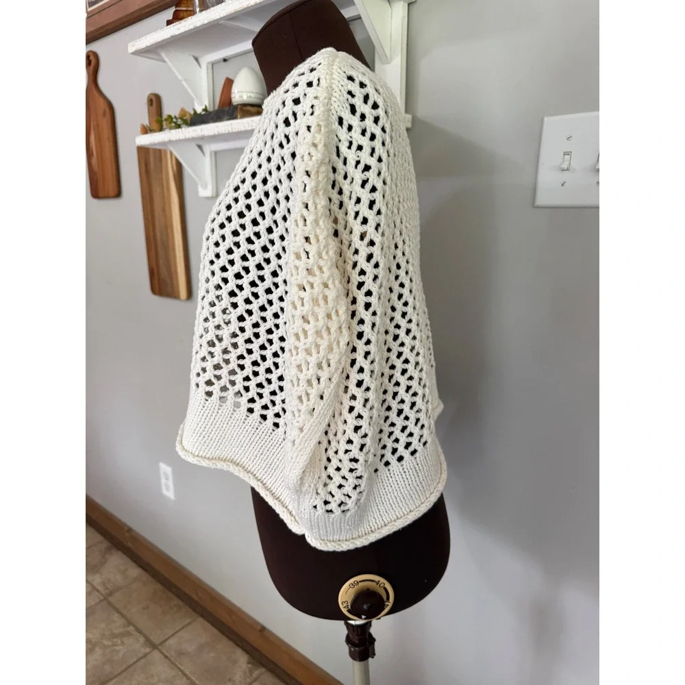 Torrid Womens Cream Open Knit Crochet Crop Sweater Boxy Mesh Top Size 00/0 Large